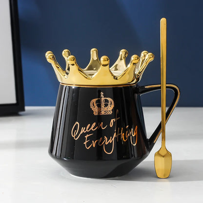 Crown Theme Milk / Coffee Mugs Cartoon MultiColor Mugs Cup Kitchen Tool Gift X-Mas Gift With mobile phone bracket